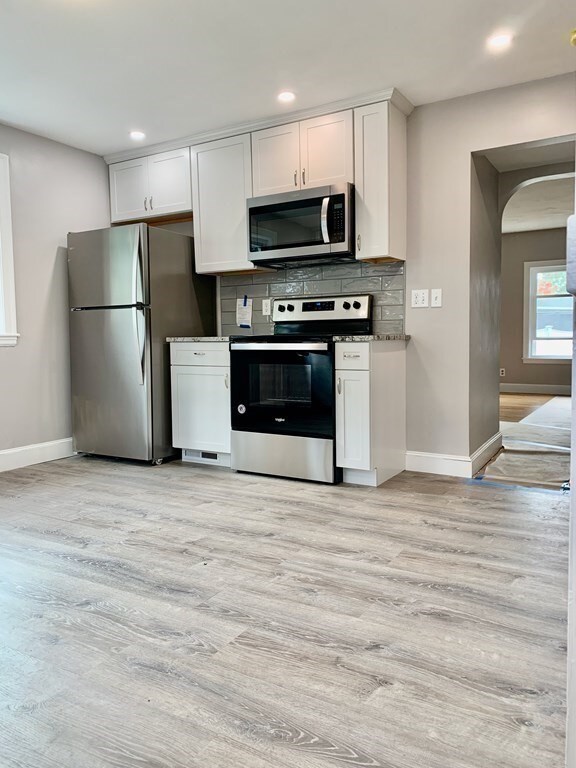 284 Webster St unit 1, Needham Heights, MA 02494 - photo 3