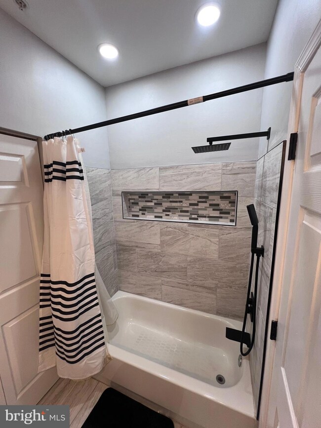 7415 Hindon Cir unit CIR303, Windsor Mill, MD 21244 - photo 7