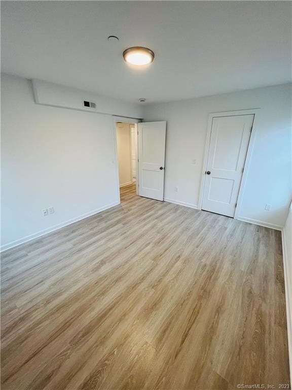 54 School St unit 3rd Fl, Bridgeport, CT 06605 - photo 6