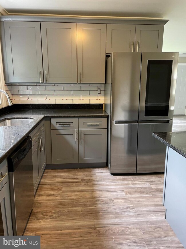 24 Bloomfield Ln, Willingboro, NJ 08046 - photo 5