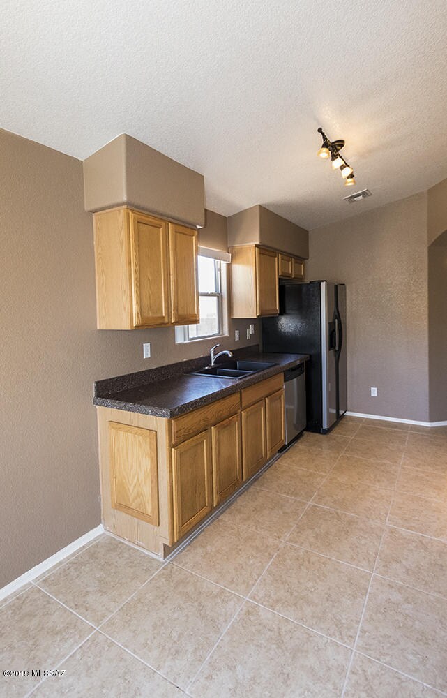 Silverbell_Kitchen3