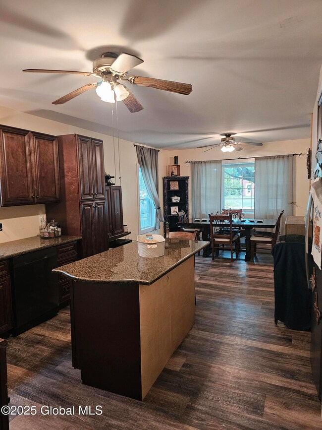 124 Union St, Cobleskill, NY 12043 - photo 6