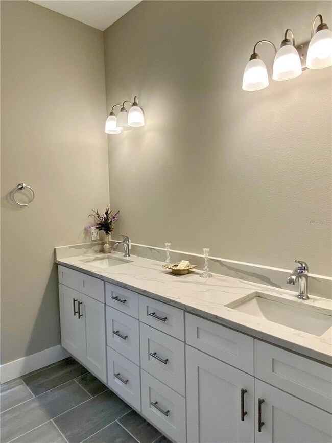 7410 E 25th Ave, Tampa, FL 33619 - photo 5