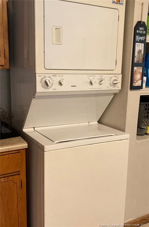 748 Burgoyne Dr, Fayetteville, NC 28314 - photo 5