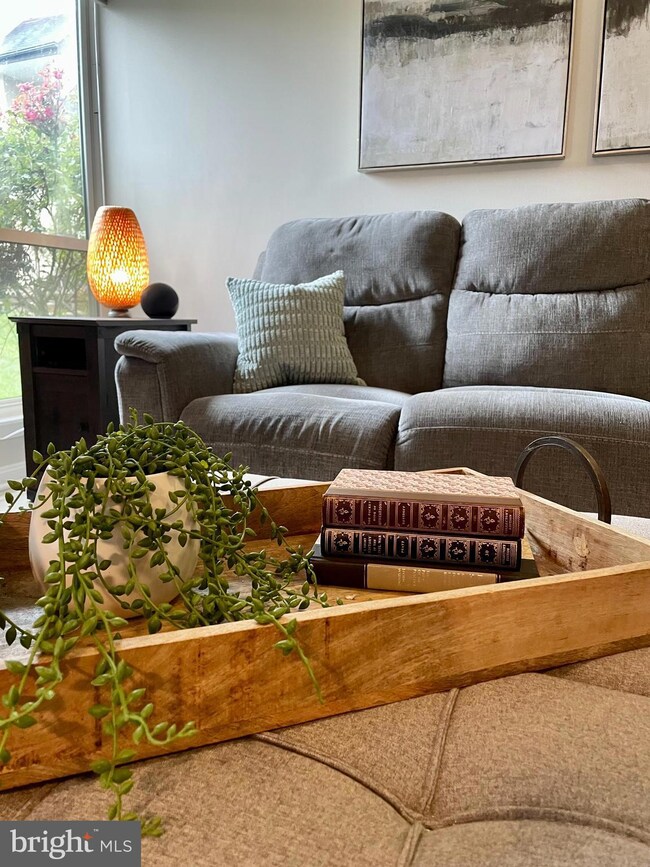 3859 El Camino Place unit 2, Alexandria, VA 22309 - photo 3