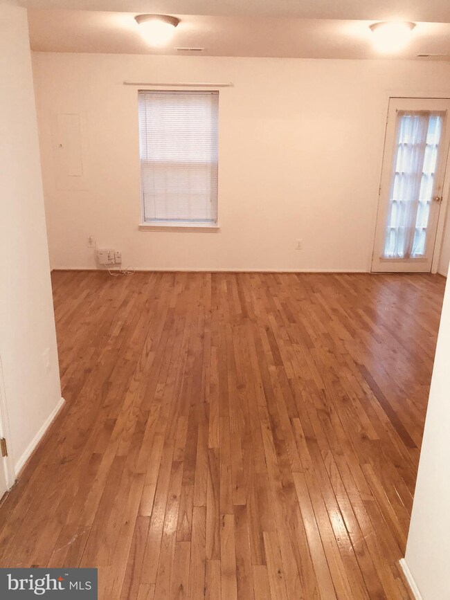 2509 James Maury Dr, Herndon, VA 20171 - photo 5