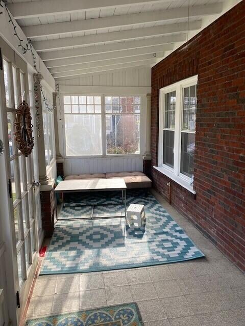 Sun porch