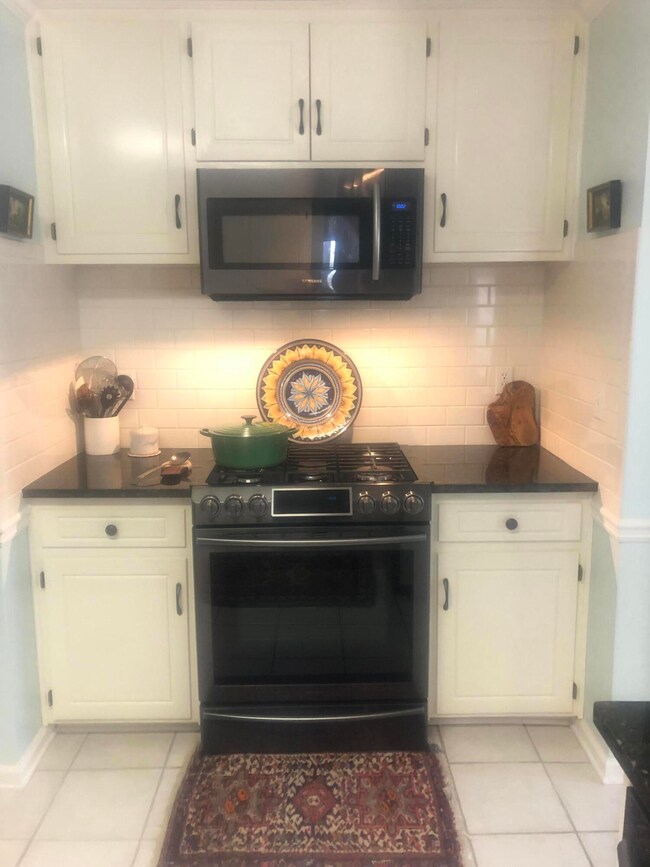 Gas Stove and Oven