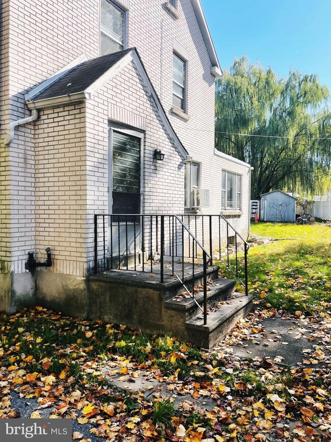 528 N Carlisle St unit 534, Allentown, PA 18109 - photo 4