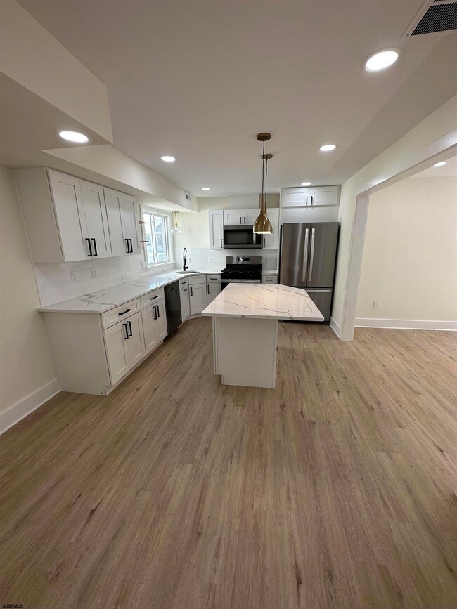 314 W Cresse Ave unit 2, Wildwood, NJ 08260 - photo 5