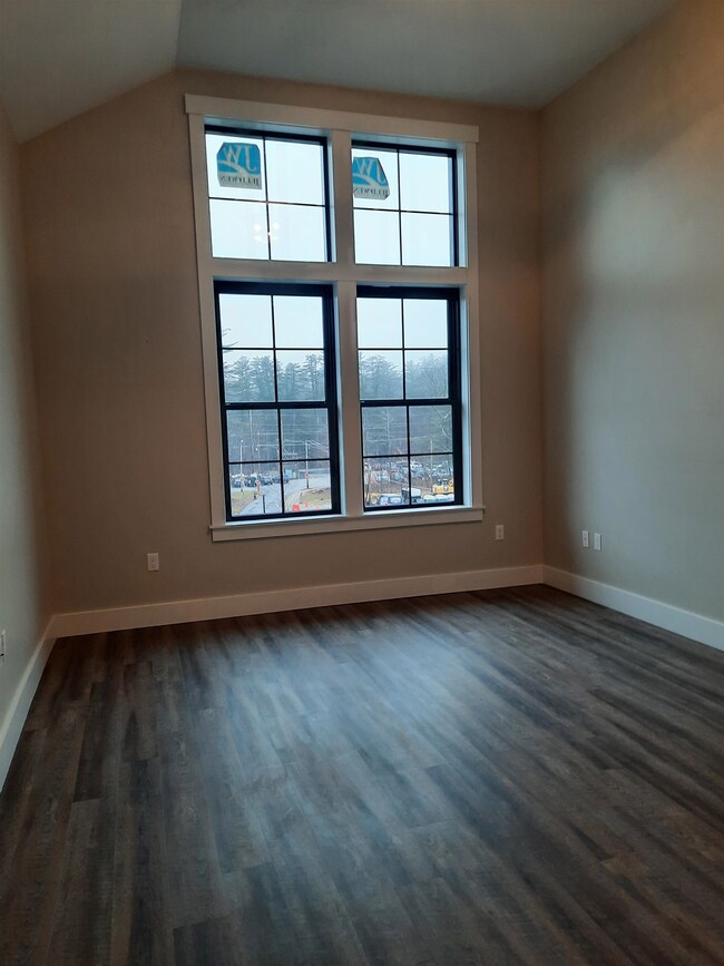 239 Skimobile Rd unit 310, Conway, NH 03860 - photo 7