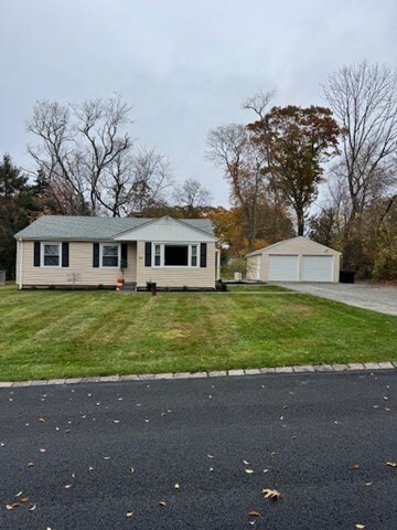 24 Nod Rd, Swansea, MA 02777 - photo 3