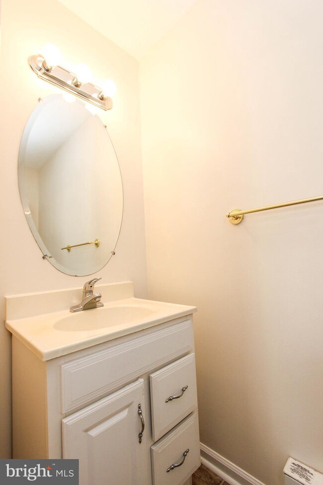 715 W 13th St, Front Royal, VA 22630 - photo 6