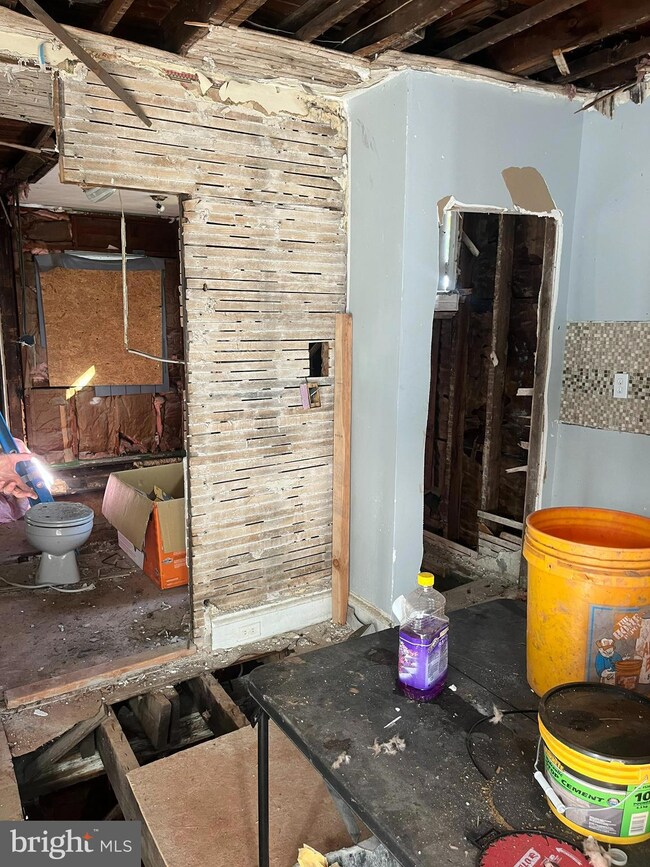 382 Union Aly, Pottstown, PA 19464 - photo 4