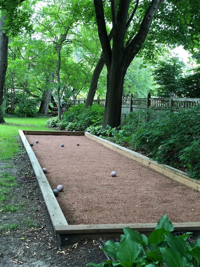 330 N Jefferson St, Batavia, IL 60510 - photo 7