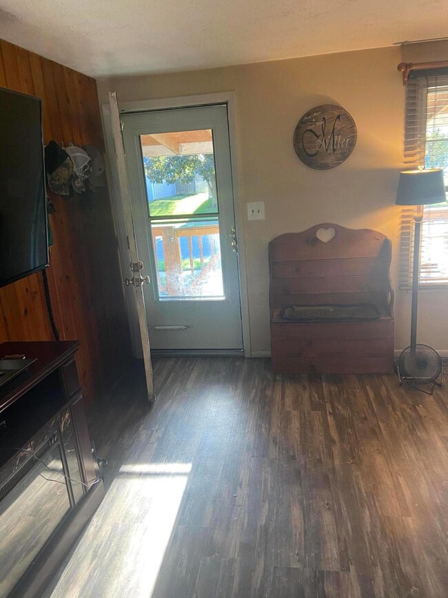 4110 Owsley St, Columbus, OH 43207 - photo 3