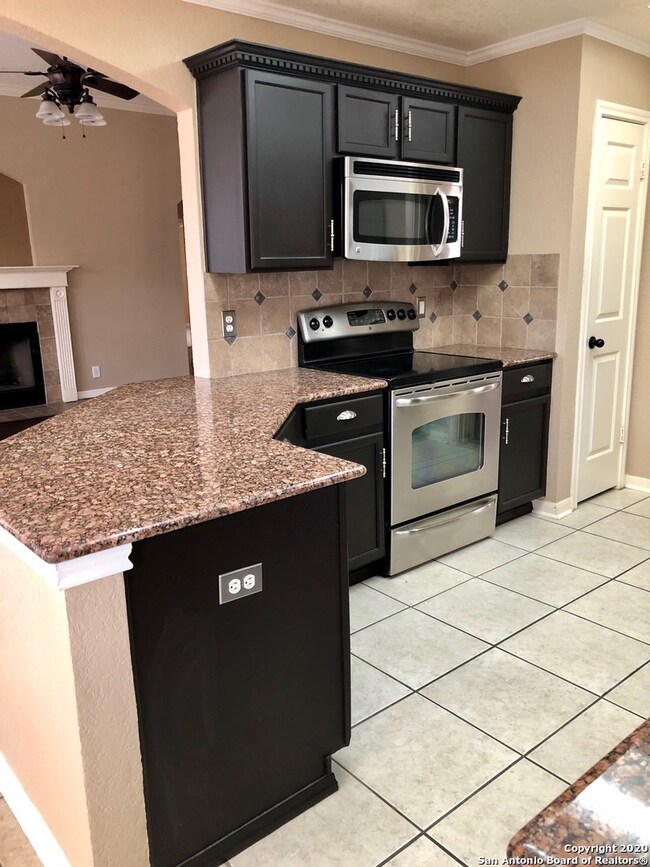 3315 Mineral Creek, San Antonio, TX 78259 - photo 5