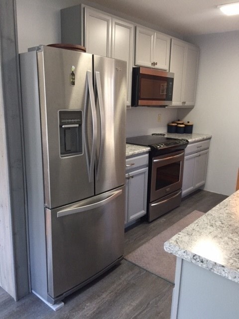 481 Berry Brook Ln, Pembroke, NH 03275 - photo 7