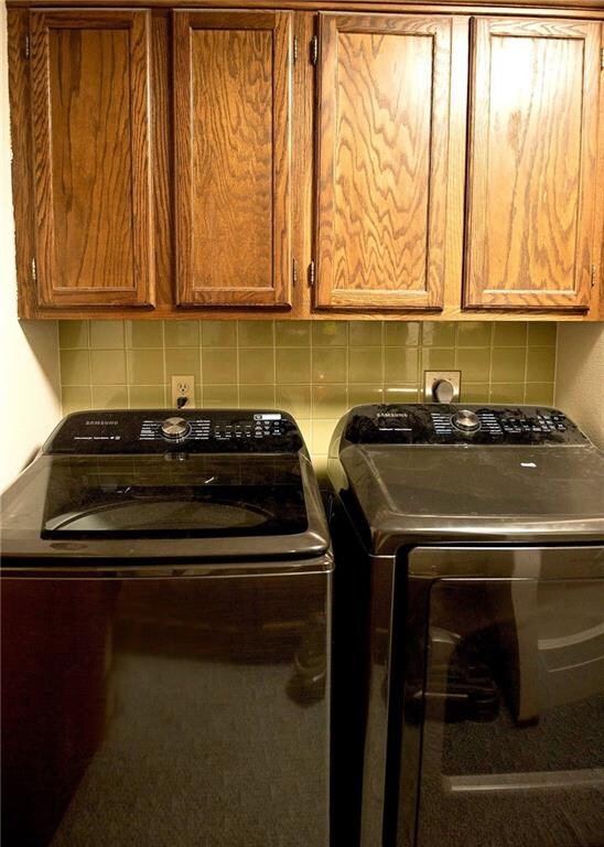 405 S High St, Baxter, IA 50028 - photo 4