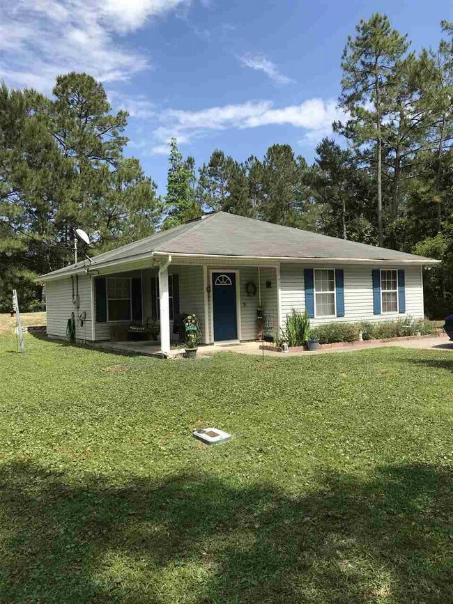 79 Paulette Dr, Crawfordville, FL 32327 - photo 3