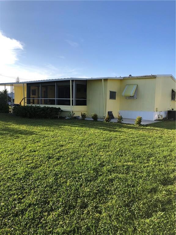 7267 SE Swan Ave, Hobe Sound, FL 33455 - photo 3