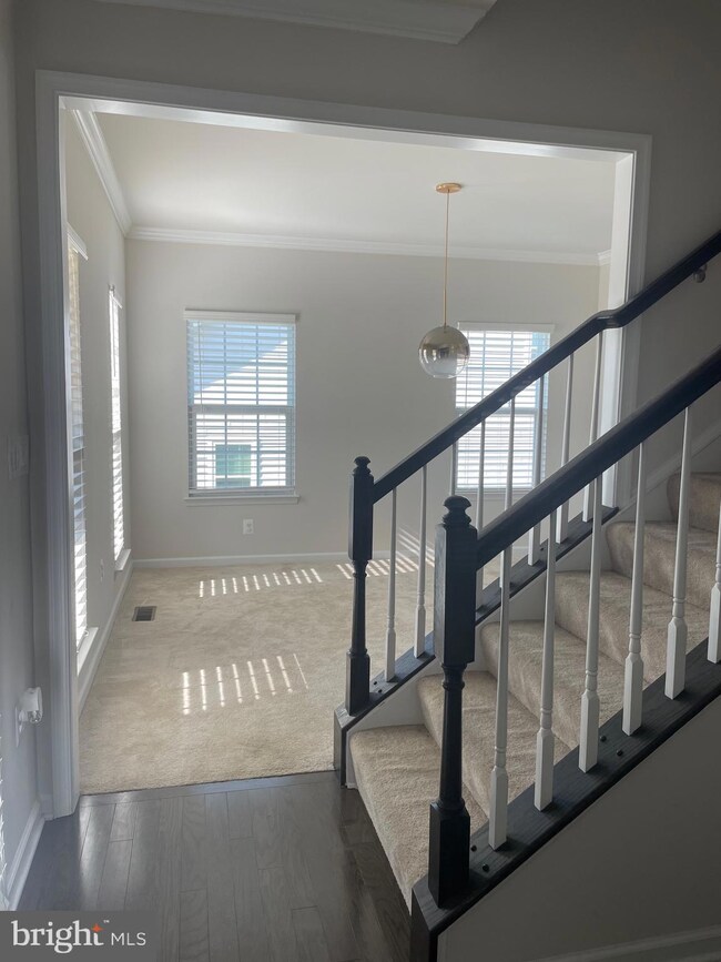 3004 Presidential Golf Dr, Upper Marlboro, MD 20774 - photo 3