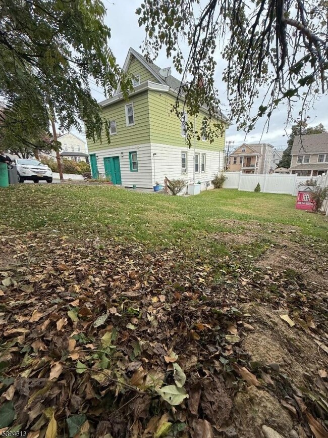 437 Morrissee Ave, Haledon, NJ 07508 - photo 6