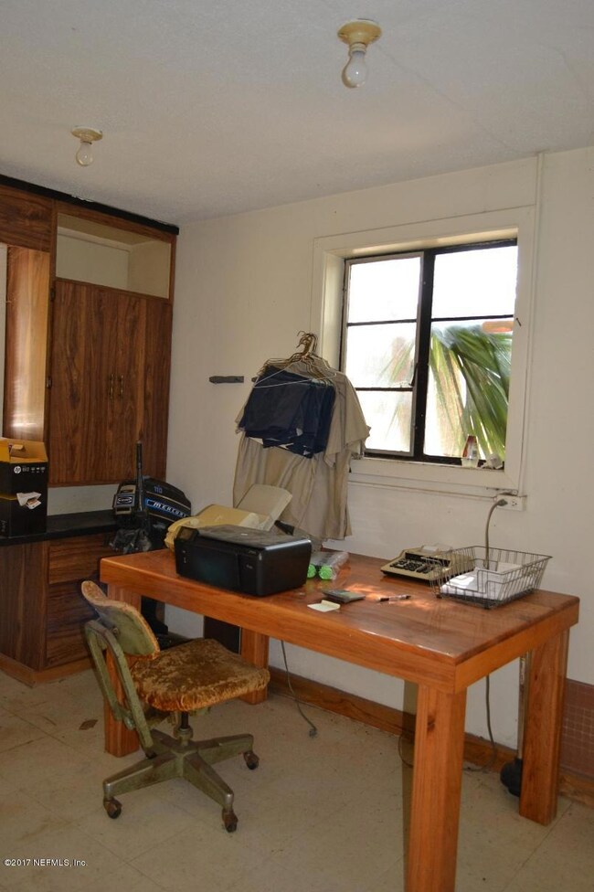 4617 Wesconnett Blvd, Jacksonville, FL 32210 - photo 5