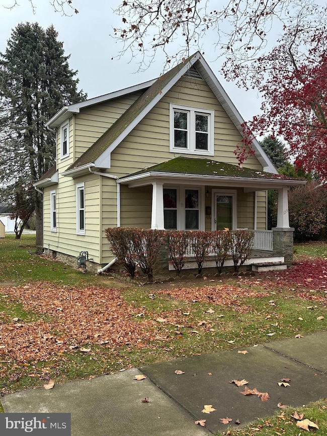 1215 E Walnut St, Hanover, PA 17331 - photo 3