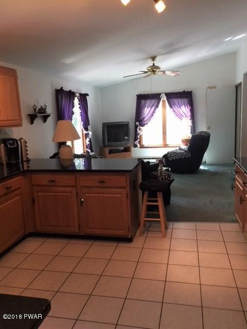 195 Locust Dr, Milford, PA 18337 - photo 4