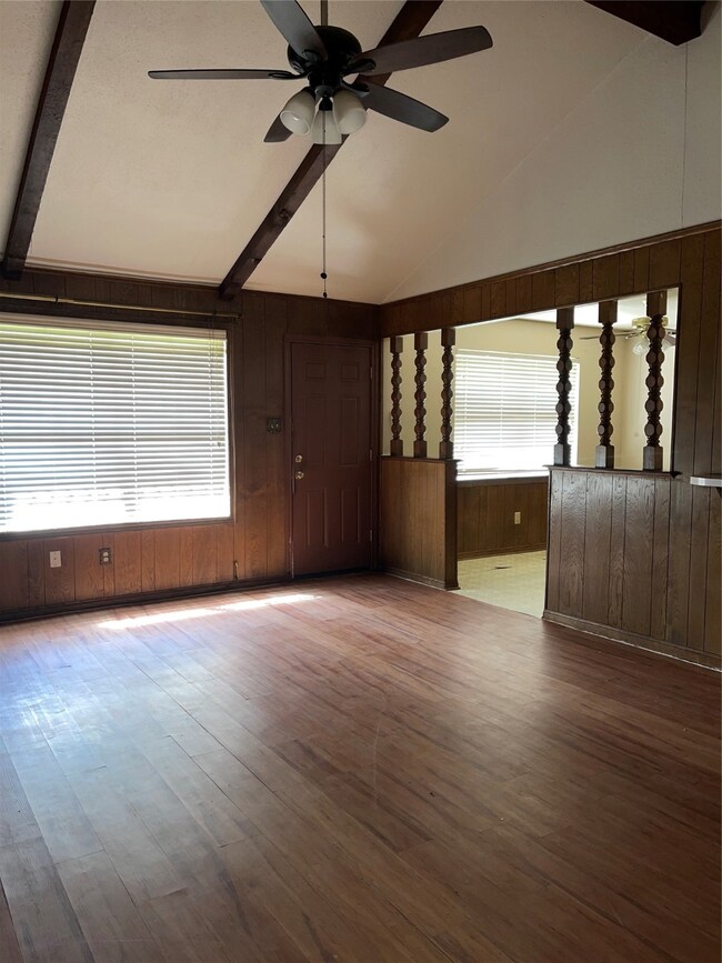 2215 Winter Bay Ln, Houston, TX 77088 - photo 7