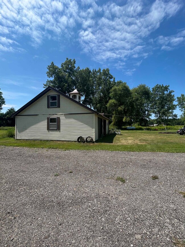 1257 Langdon Rd, Standish, MI 48658 - photo 4