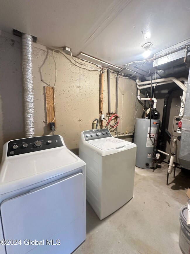 56 Northern Dr, Troy, NY 12182 - photo 4