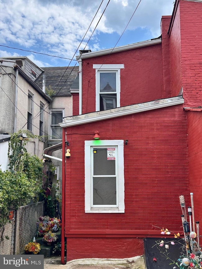 177 W Green St, Reading, PA 19601 - photo 3