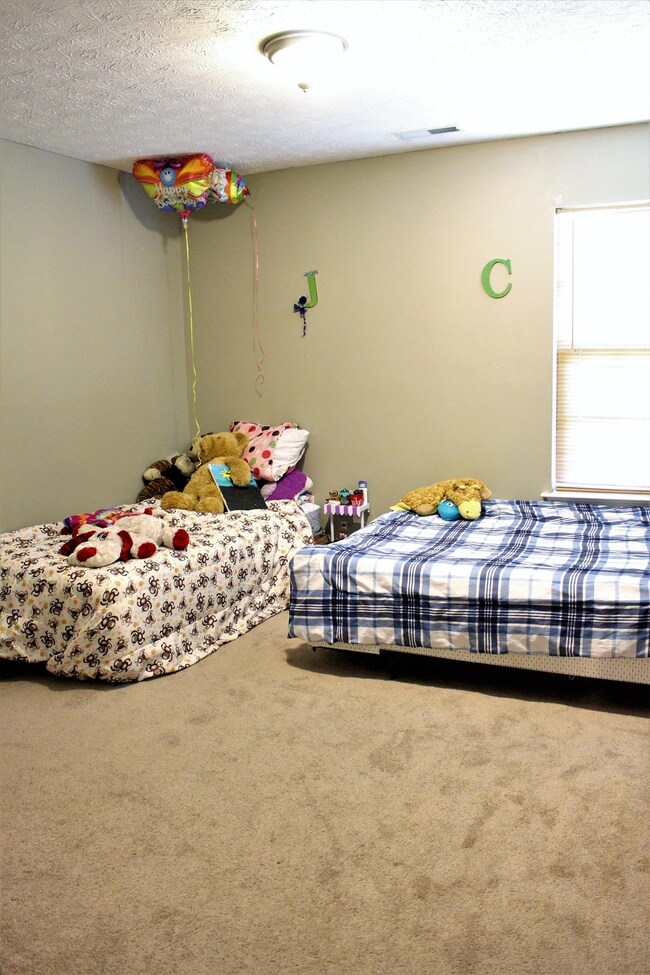 107 Saddlewood Dr, Shelbyville, TN 37160 - photo 7