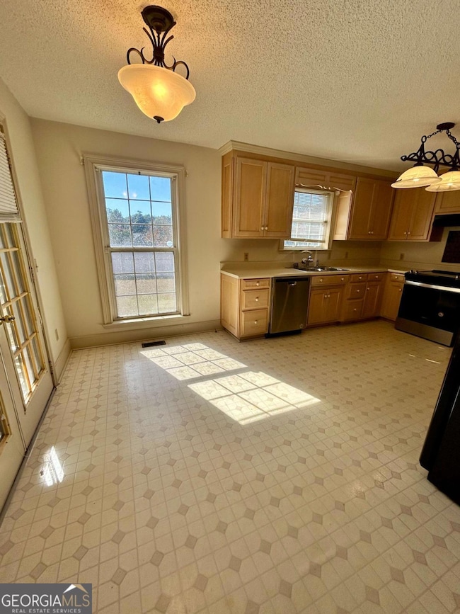 39 Paradise Lake Rd, Tifton, GA 31794 - photo 7