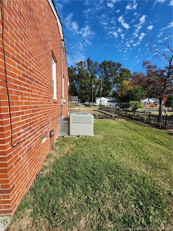 304 Durant Dr, Fayetteville, NC 28304 - photo 5