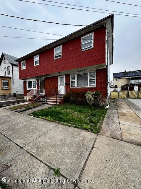 289 Netherland Avenue