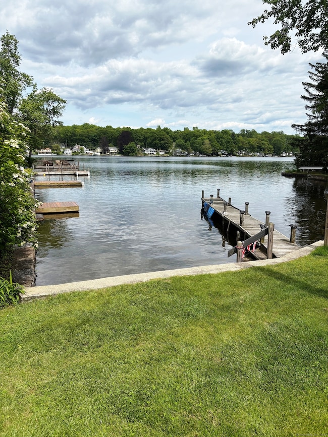 Dock