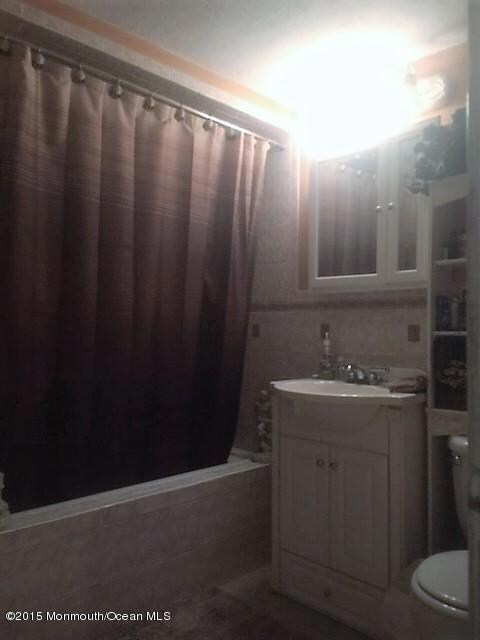 27 Neptune Place, Colonia, NJ 07067 - photo 6