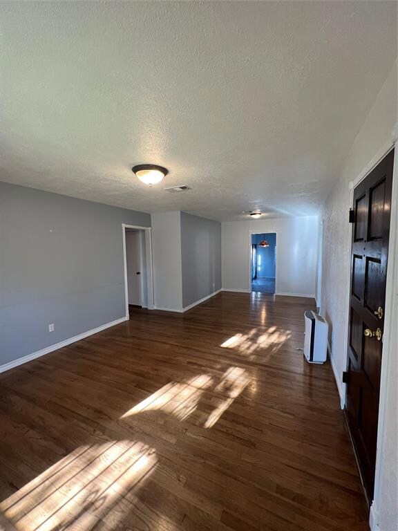 6309 Freda Ln, North Richland Hills, TX 76180 - photo 4