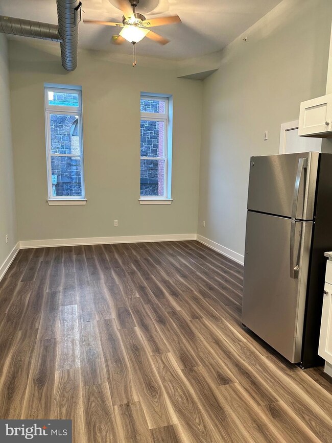 2651 Buckius St unit 9, Philadelphia, PA 19137 - photo 2