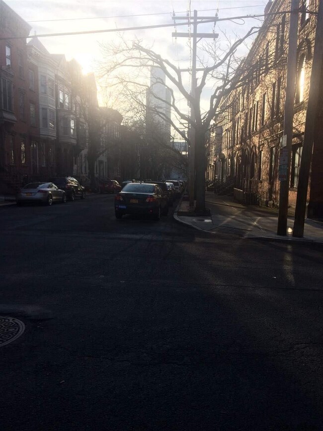 164 Lancaster St, Albany, NY 12210 - photo 6