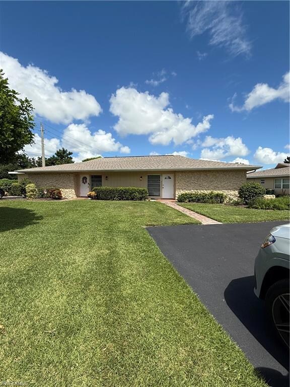 525 Palm View Dr unit 19, Naples, FL 34110 - photo 2