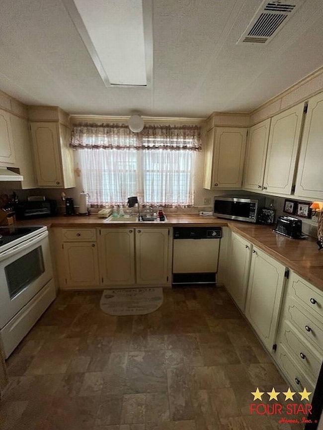 14240 Pine Valley Rd, Orlando, FL 32826 - photo 7