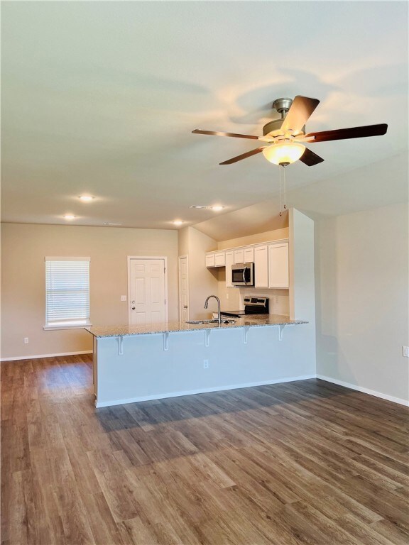 1028 E Starling St, Fayetteville, AR 72701 - photo 4