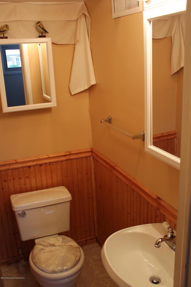 6 Half Bath 3