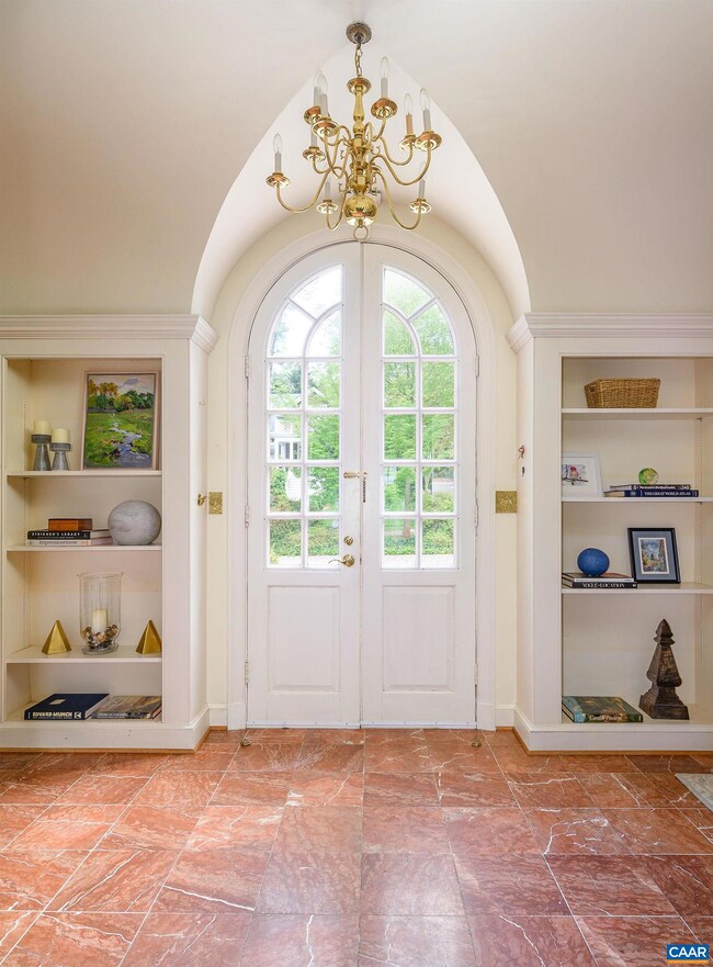 35 University Cir, Charlottesville, VA 22903 - photo 7