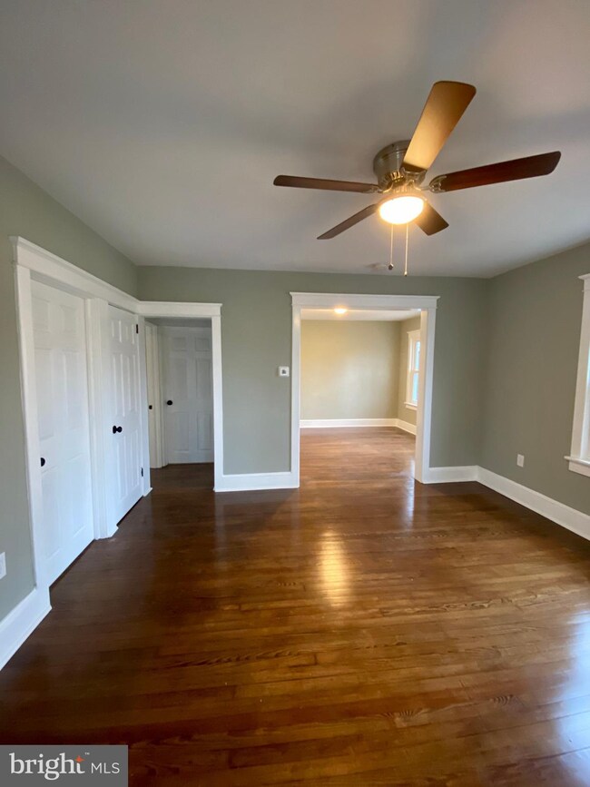 302 Mount Vernon St, Vineland, NJ 08360 - photo 2