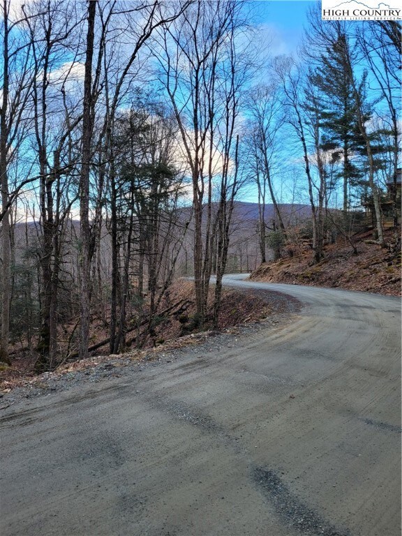 Area road view